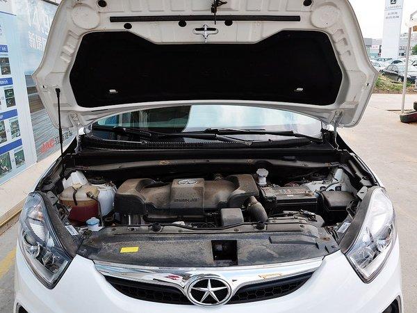 江淮汽车 2.0T 手动 发动机局部特写