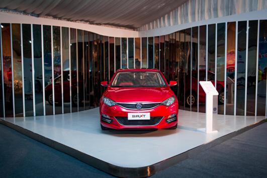 �ݶ�����