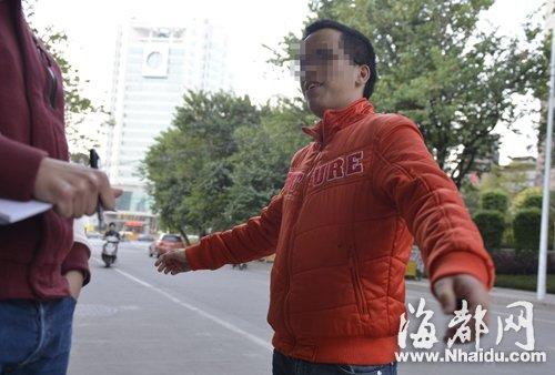 骑车男偷袭妙龄女胸部 15岁少年追两公里(图)