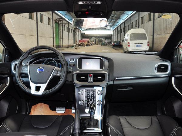 �ֶ���(����) 1.6T �Զ� �п�̨����