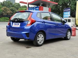 �������� �ɶ� 2014�� 1.5L LX CVT������