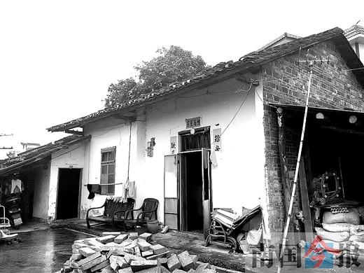 �ɷ����Ŷ�Ů�໴��� Ů�Ӱ�����С̯���������