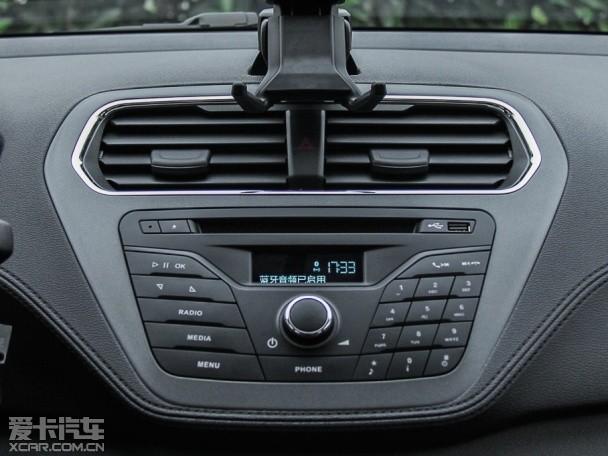 长安福特2015款福睿斯