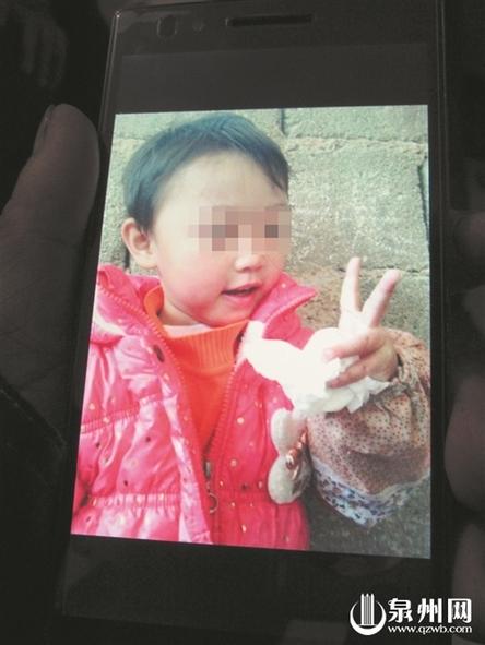 女童　裸 4岁女童裸死荒草地疑凶涉故意杀人是否性侵待查-中新网
