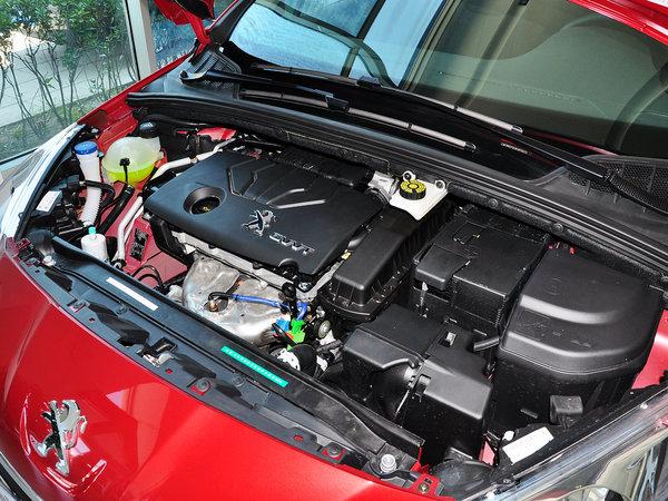 东风标致 乐享版 1.6l 手动 发动机主体特写