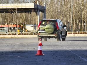 ���Թ���H9