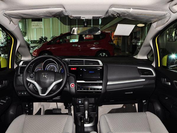 �������� 1.5 CVT �п�̨����