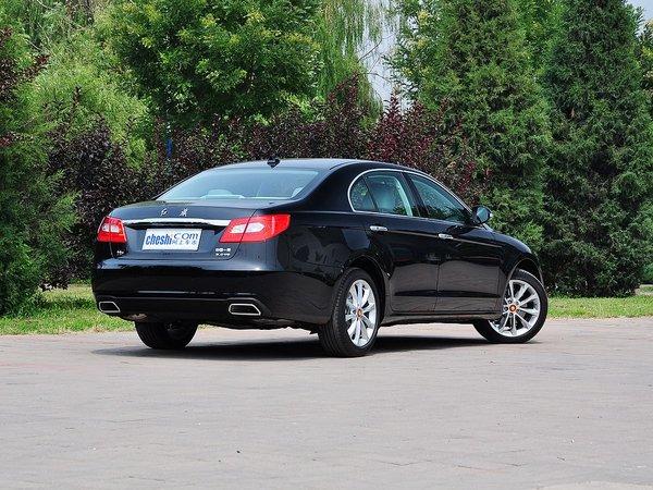 红旗 3.0L 自动 车辆右侧尾部视角