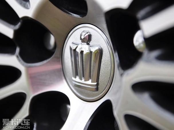 一汽丰田2015款皇冠