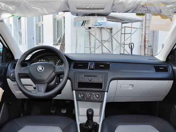 ˹�´� 1.4L �ֶ� �п�̨����