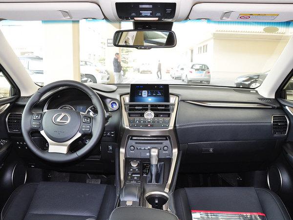 �׿���˹ 300h �п�̨����