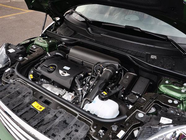 mini 1.6t 发动机主体特写
