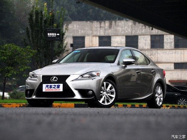 �׿���˹ �׿���˹IS 2013�� 250 ������