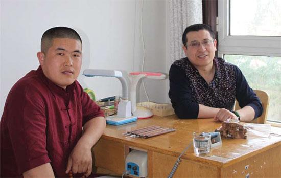 青年雕刻师于彬的核雕人生