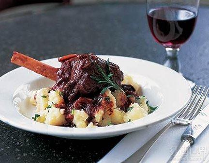 用这些酒配羊肉准没错