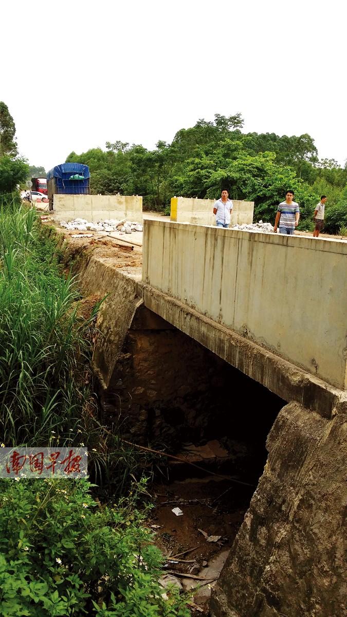 �����֡��̻�����Ǯ��· Ϊ�ա���·�ѡ�(��ͼ)