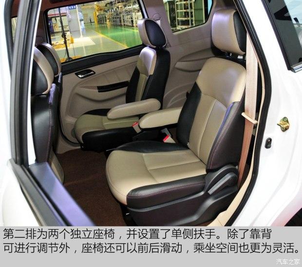 Ϋ������ Ӣ��737 2015�� ������