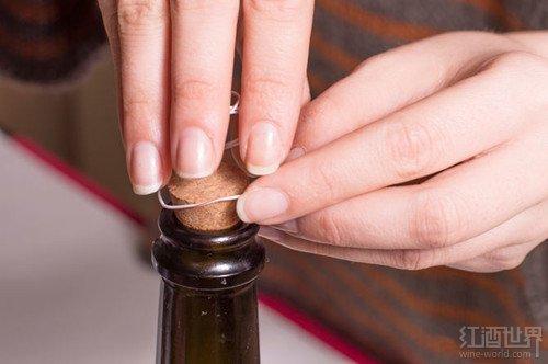 ��ΰ�ȫ�ؿ����ģ������ģ�