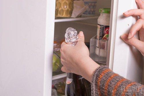 ��ΰ�ȫ�ؿ����ģ������ģ�