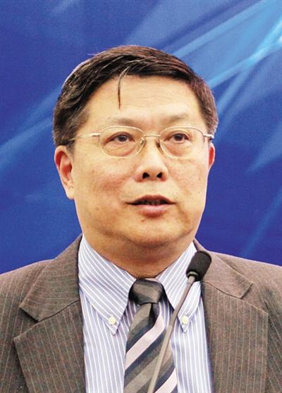 国务院参事室参事:"金融危机说"靠不住