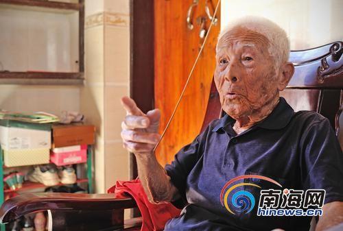 98岁琼籍南侨机工吴惠民:死守高地60多人只剩4个