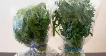 7、怎么防止土豆发芽?和苹果放一块就好啦!