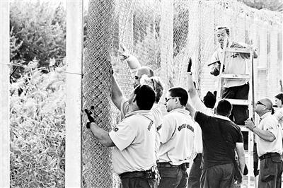 欧盟同意安置4万难民 多国加强边界管控