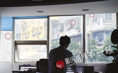 ���ڰ칫�ң���������ͻȻ�������������������������»���㳡9¥A������������վ�칫�Ҿ��������ֵ�Ӱ�в��еĳ������칫�Ҵ����������ڱ����4��Բ�ο׶���������������Ҳһͬ���������칫�Ұ���ܵ��ģ���������������ǹ��Ϊ�����򾯷�������