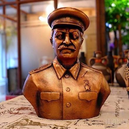 ��³�������ѾƵľ�ƿ�ж�����