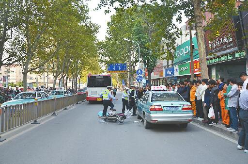 ����ɽ��·���泵������:Ů�Ӳ������� ���ιв���Ҿ�