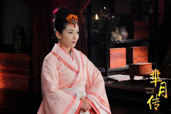 ���Ρ����´�����Ů�ۺ�