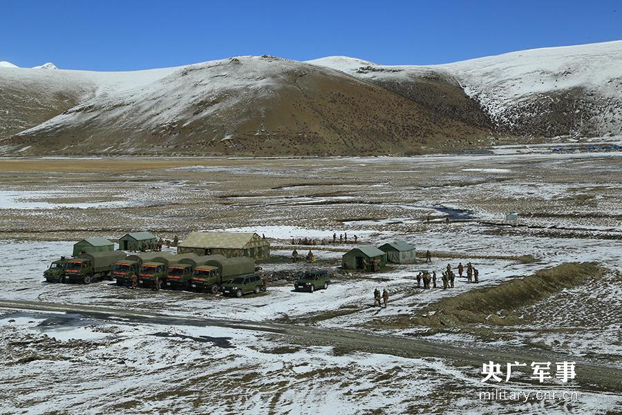 驻藏某部元旦紧急拉动 提升高原雪域打赢能力(6)