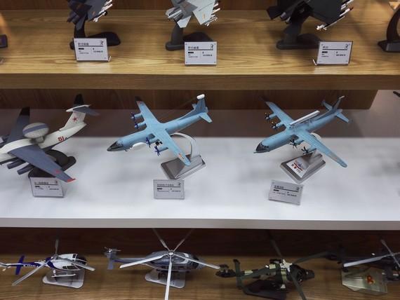 探访中国军机主题纪念品商店(组图)(13)