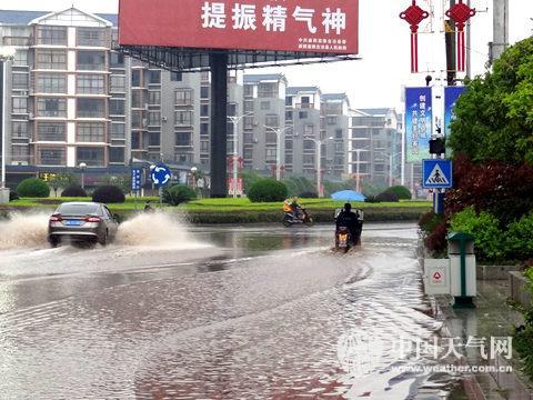 南方迎强降雨 湖北湖南等雨量或破极值