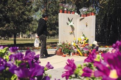 ����������׶����������⣺ҽԺ��У˭�����գ�