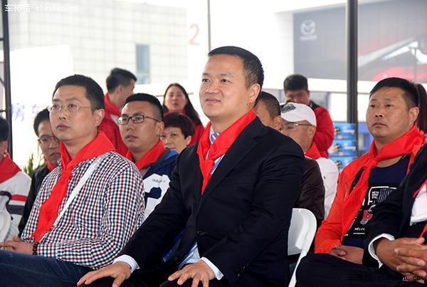 因感动而坚持 赛车超级经纪人李铁军 李铁军,环塔铁军,赛车经纪人,汽车运动,南京华恩兄弟赛车俱乐部