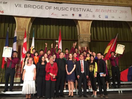 �ٻ��ܻ�ִ����ϯ���Ľ�(ǰ����3)��������������Ա���ò�����˹�����źϳ������صȽ�����߱������׽𷫺ϳ��ź�Ӱ��