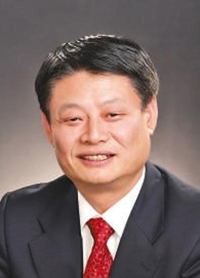 人民日报:防止资金"脱实向虚"