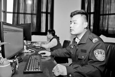 ����һ������������Ӣ�¾Ȼ� ����𳡱���ú����