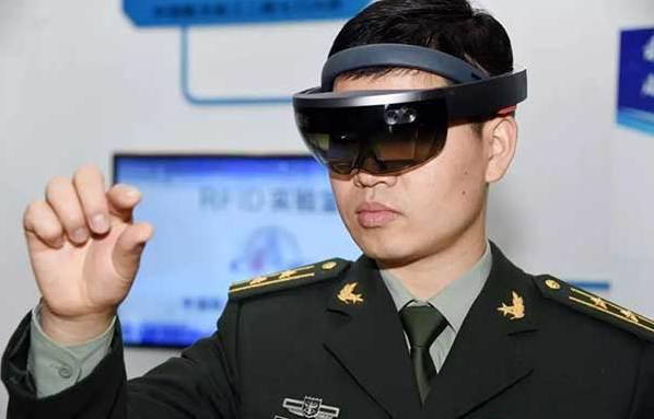 首场cicc前沿科技军营行系列活动在东部战区展开