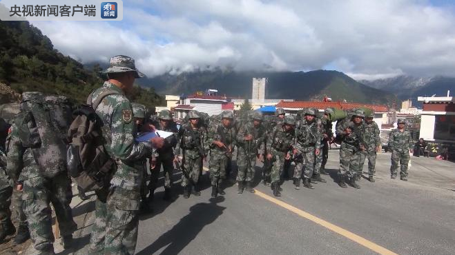 西藏军区某合成旅高海拔极限训练锤炼侦察兵作战能力