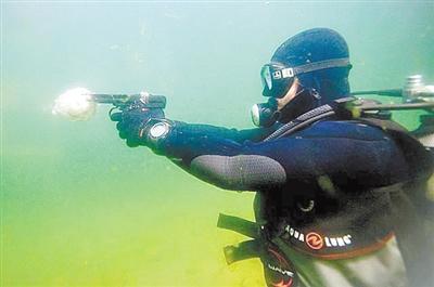 aps水下突击步枪