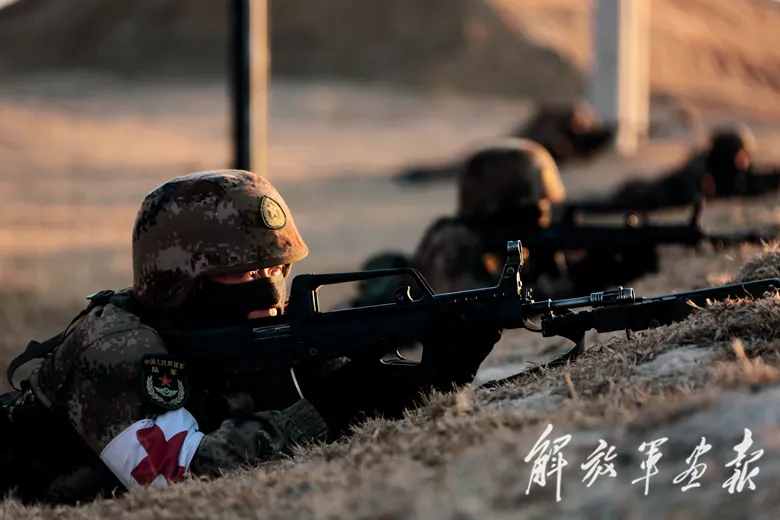 沈阳警备区开展实战条件下的冬季野营训练.