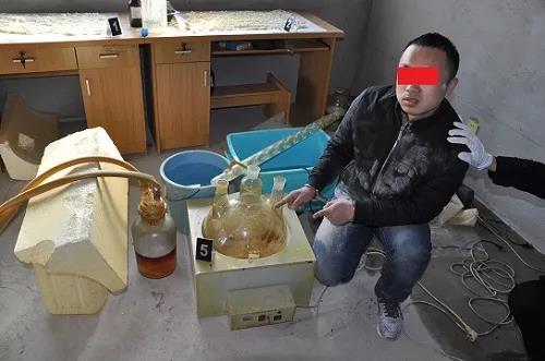 孙某落网时的制毒现场.