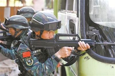 国旗红反恐尖兵的生命底色