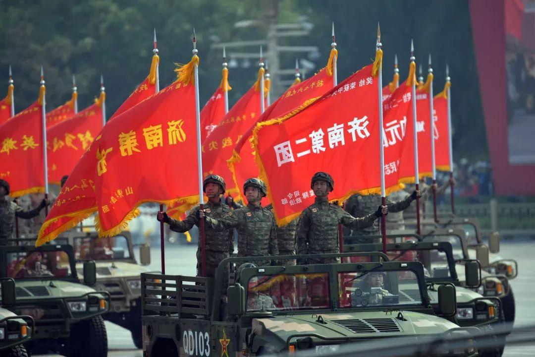 战旗背后的故事光荣的称号永不褪色