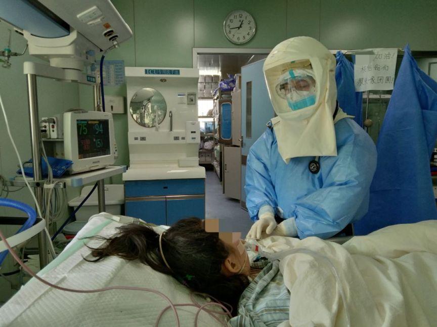 钟南山团队三次远程会诊武汉新冠肺炎危重患者成功拔管