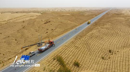 新疆第三条沙漠公路即将建成通车【2】