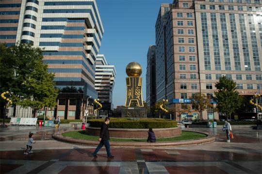 “不能错过”的机遇：外企见证中国金融开放非凡十年