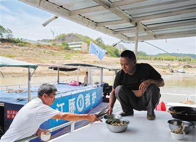 守护“微笑天使”